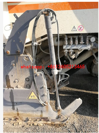 铣刨机边板升降油缸260833